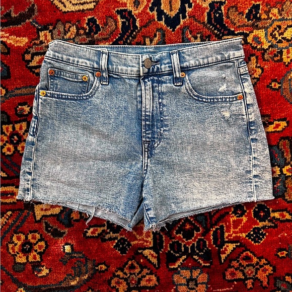 GAP Pants - Gap Light Wash Denim Shorts Size 4 Petite